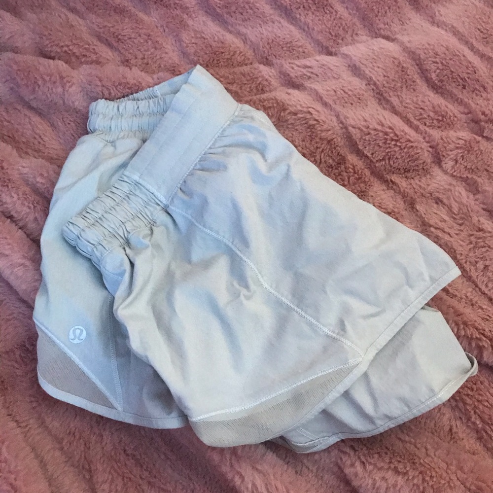 Lululemon HOTTY HOT 4’ Short